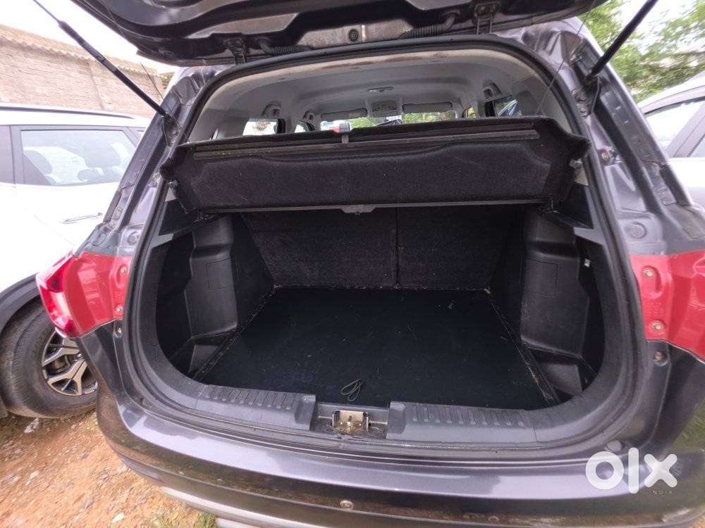 Maruti Suzuki Brezza 1.5 Zxi At Smart Hybrid, 2021, Petrol