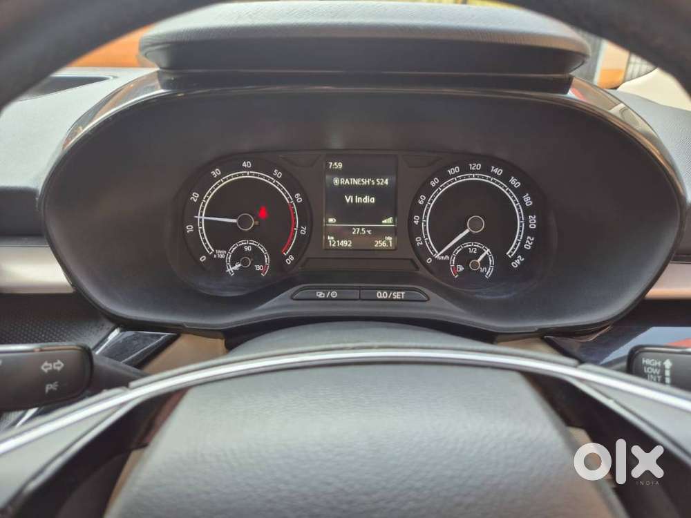Skoda Slavia 1.0 Petrol 2023