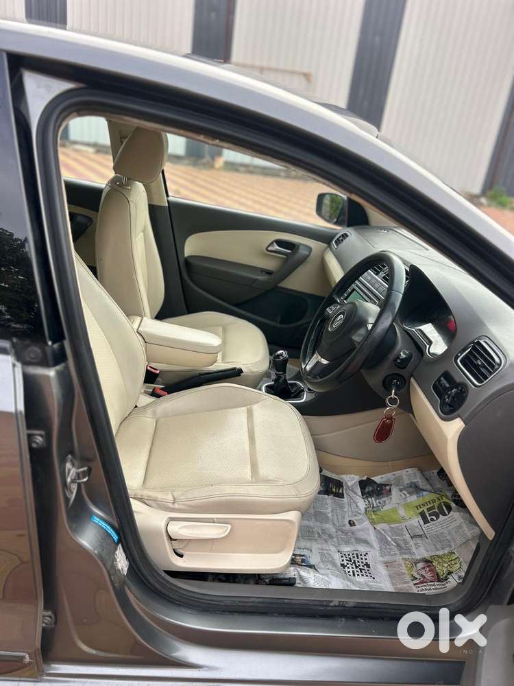Volkswagen Vento Celeste 1.6 Highline, 2013, Diesel
