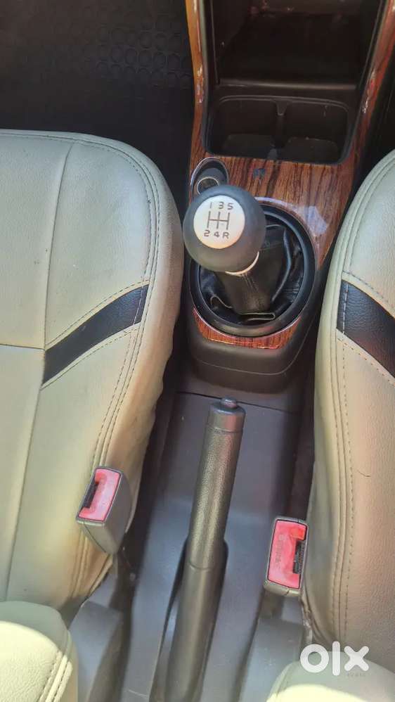 Maruti Suzuki Swift Lxi Petrol Manual 2011