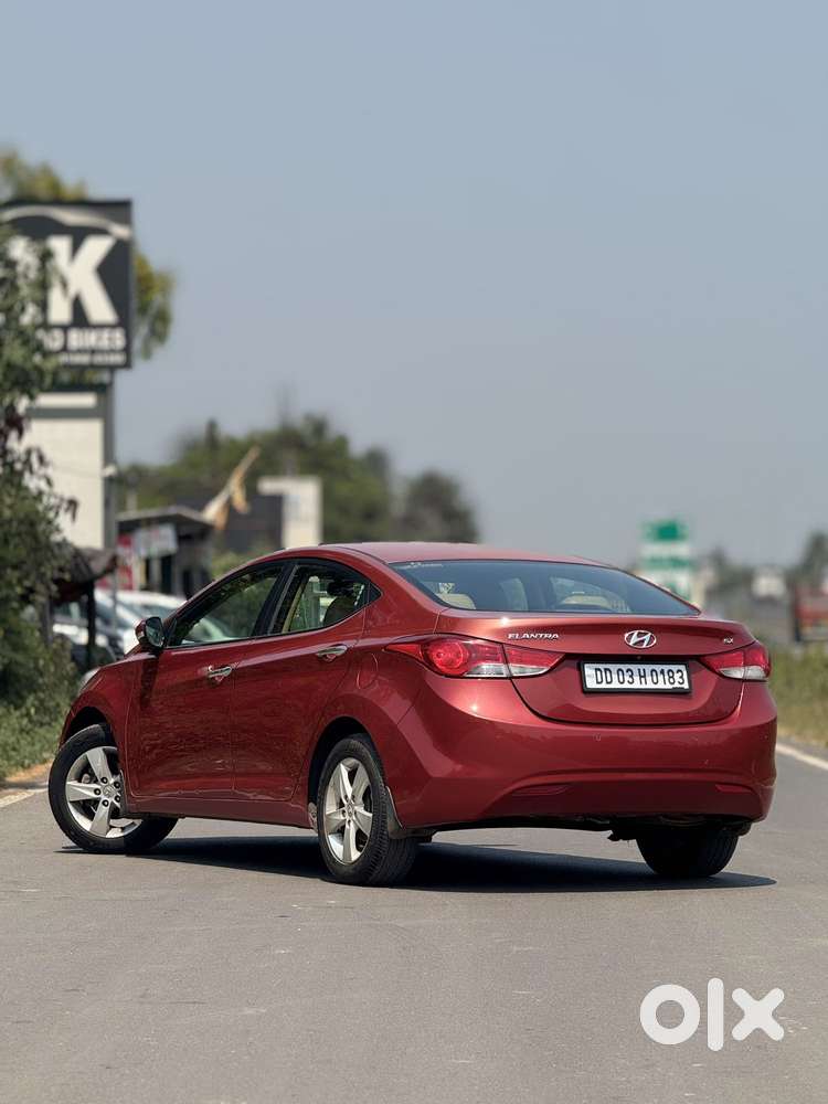 Hyundai Elantra Vtvt Sx At, 2013, Petrol