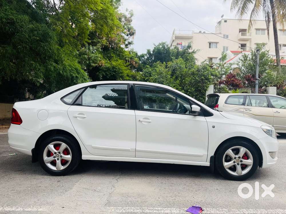 Skoda Rapid 1.5 Tdi Cr Elegance Plus, 2012, Diesel