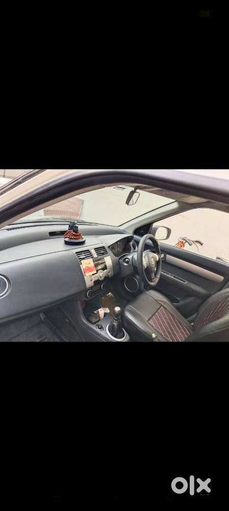 Maruti Suzuki Swift 2004-2010 1.3 Zxi, 2011, Petrol