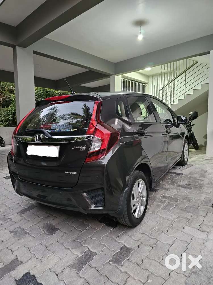 Honda Jazz 2016 Petrol Well Maintained