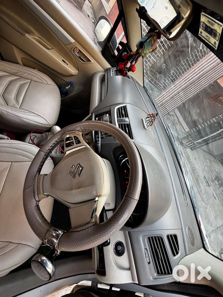 Maruti Suzuki Ertiga 2017 Diesel Well Maintained Top Model
