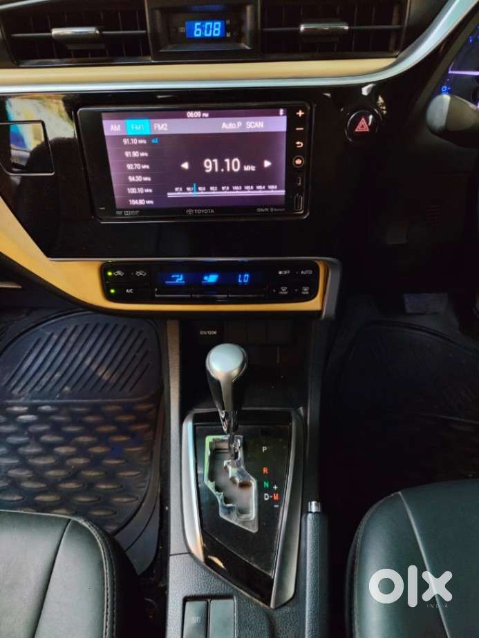 Toyota Corolla Altis 1.8 G Cvt, 2017, Petrol