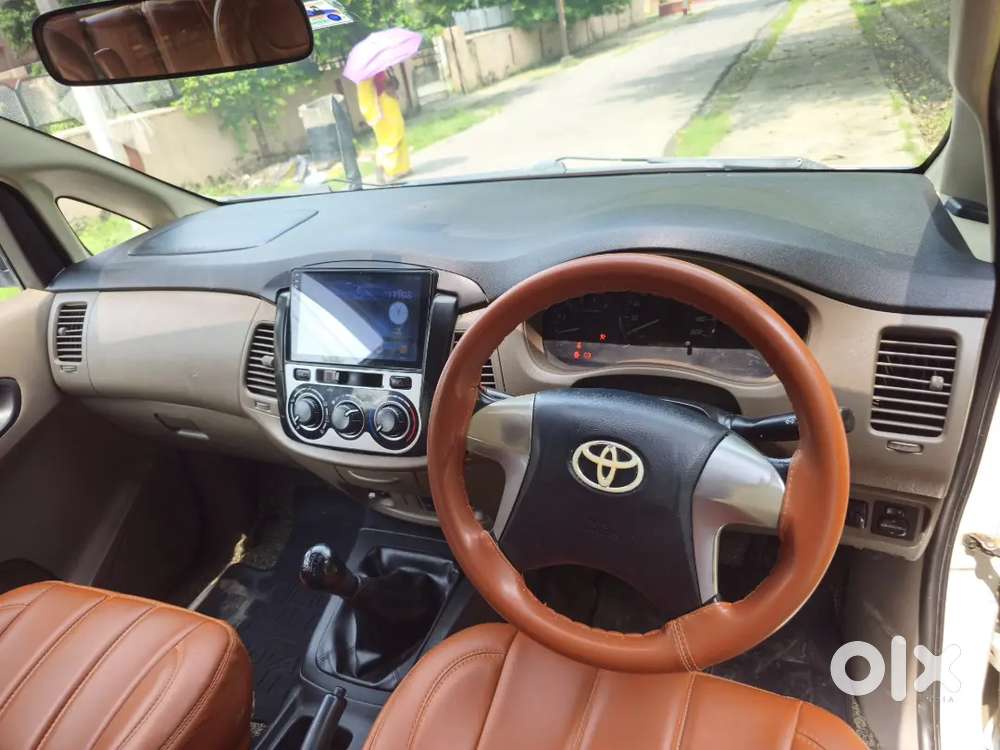 Toyota Innova 2.5 2015
