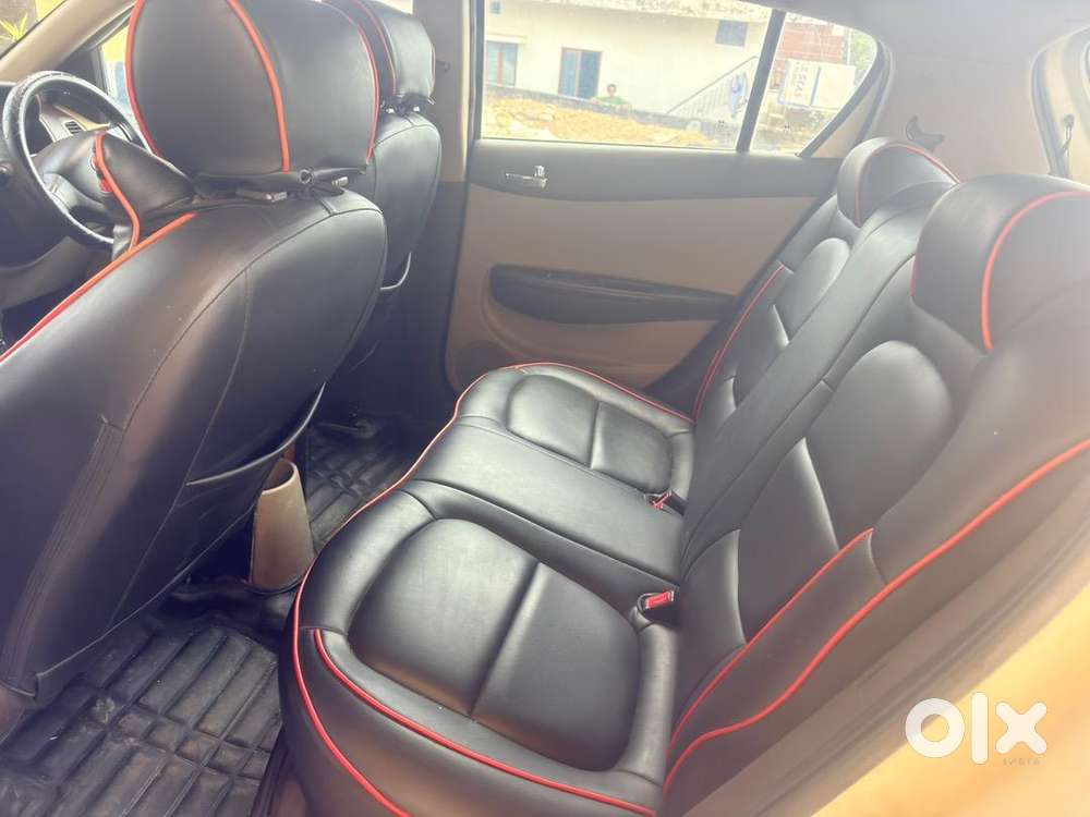 Hyundai Car Manual 2010