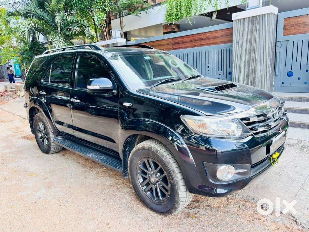 Toyota Fortuner 3.0 4x4 Manual, 2015, Diesel