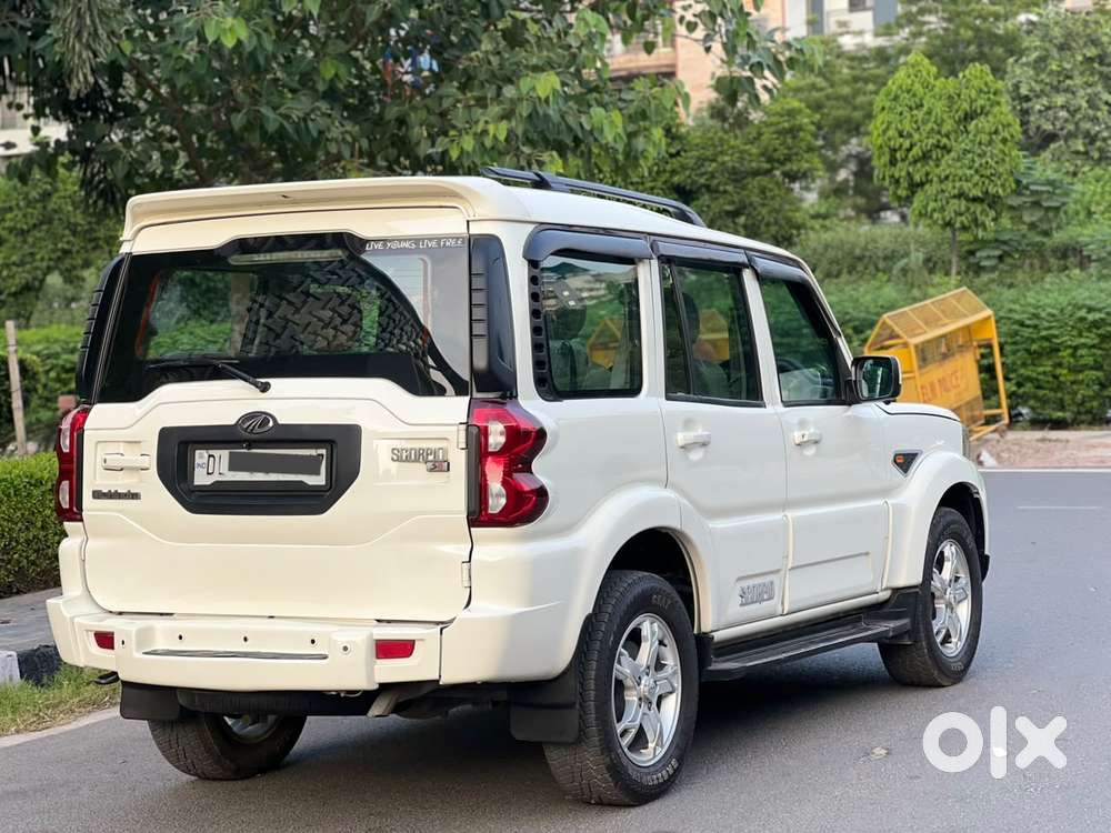 Mahindra Scorpio S8, 2017, Diesel