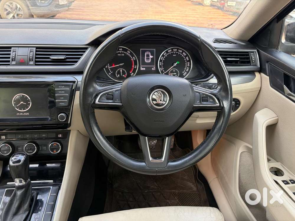 Skoda Superb Style 1.8 Tsi Mt, 2016, Petrol