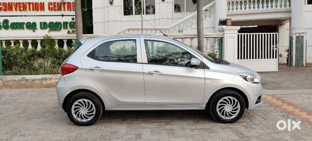 Tata Tiago 1.2 Revotron Xt Option, 2019, Petrol