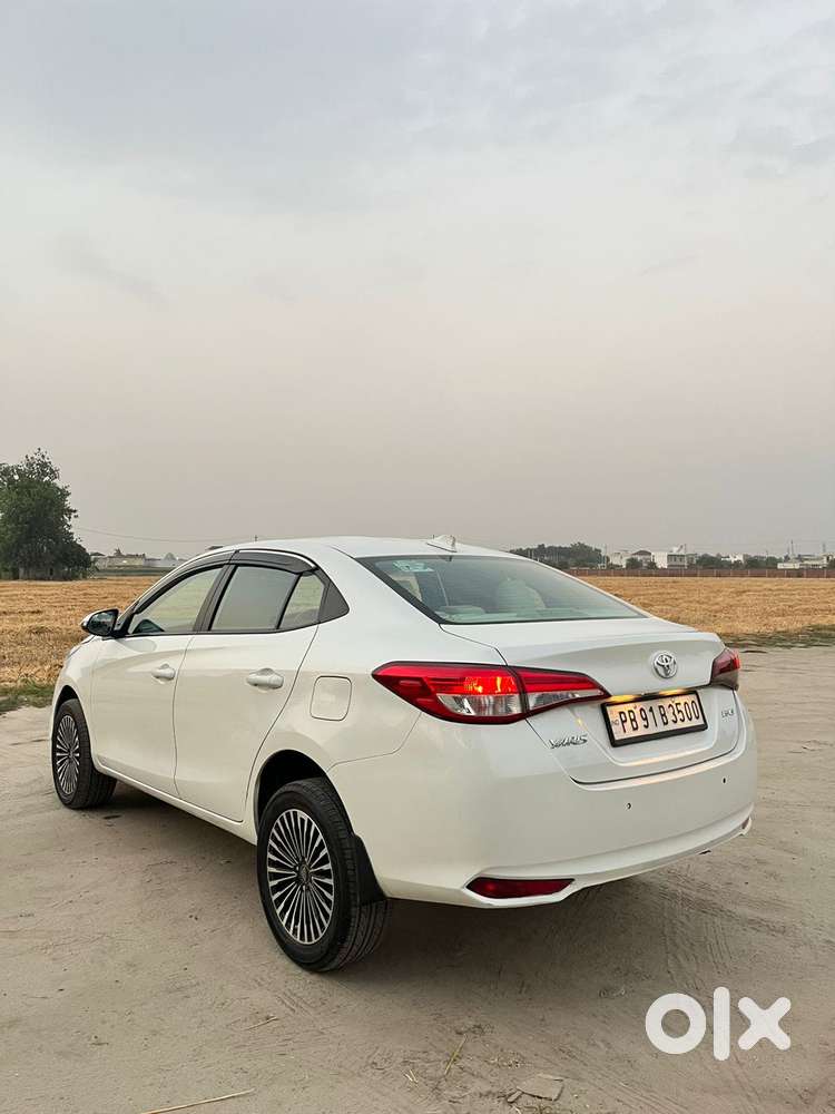 Toyota Yaris G Cvt, 2018, Petrol