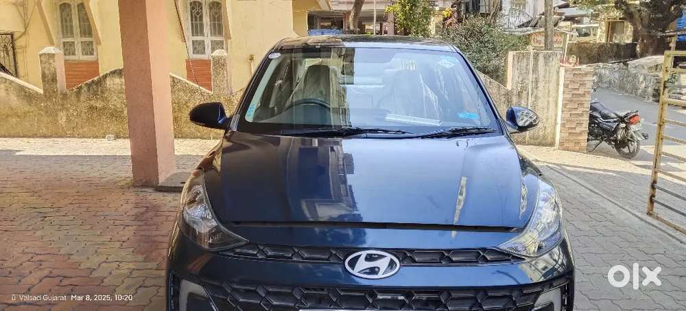 Hyundai Aura 2023 Petrol 30000 Km Driven