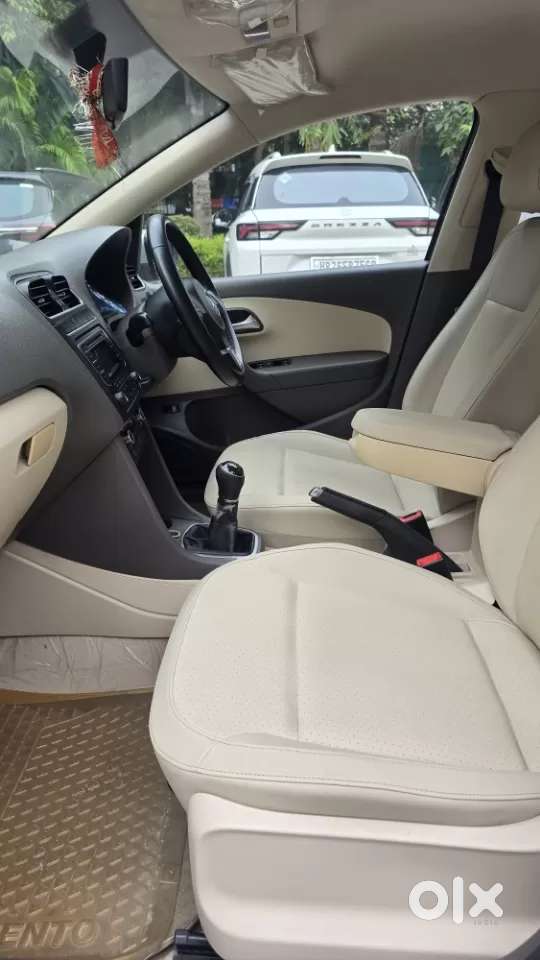 Volkswagen Vento Petrol Highline, 2013, Petrol