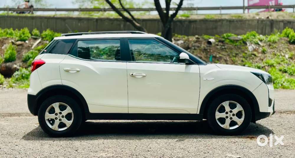 Mahindra Xuv300 1.2 W6 Amt Petrol, 2022, Petrol