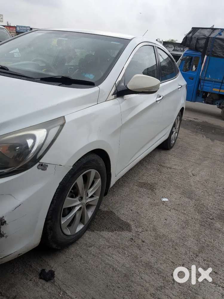 Hyundai Verna 2012 Manual Diesel 89000 Km