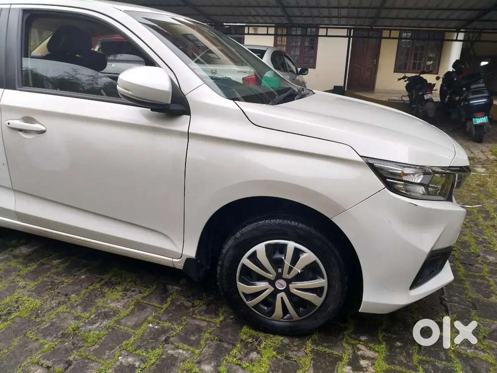 Honda Amaze 2020 Petrol Manual (24000 Km)