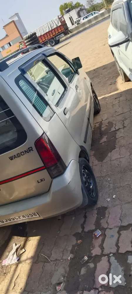 Smooth Car Family Car