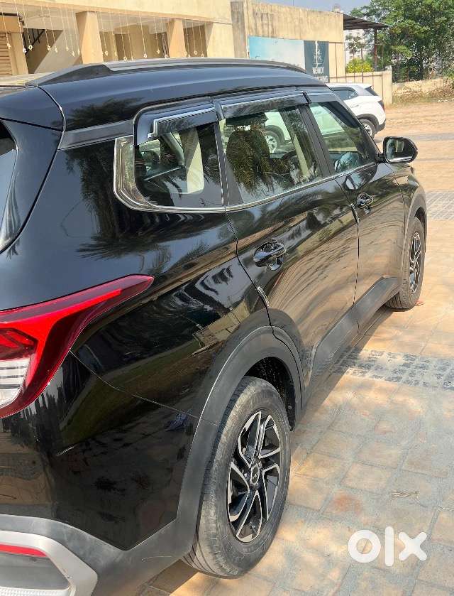 Kia Carens Petrol 2024 Model