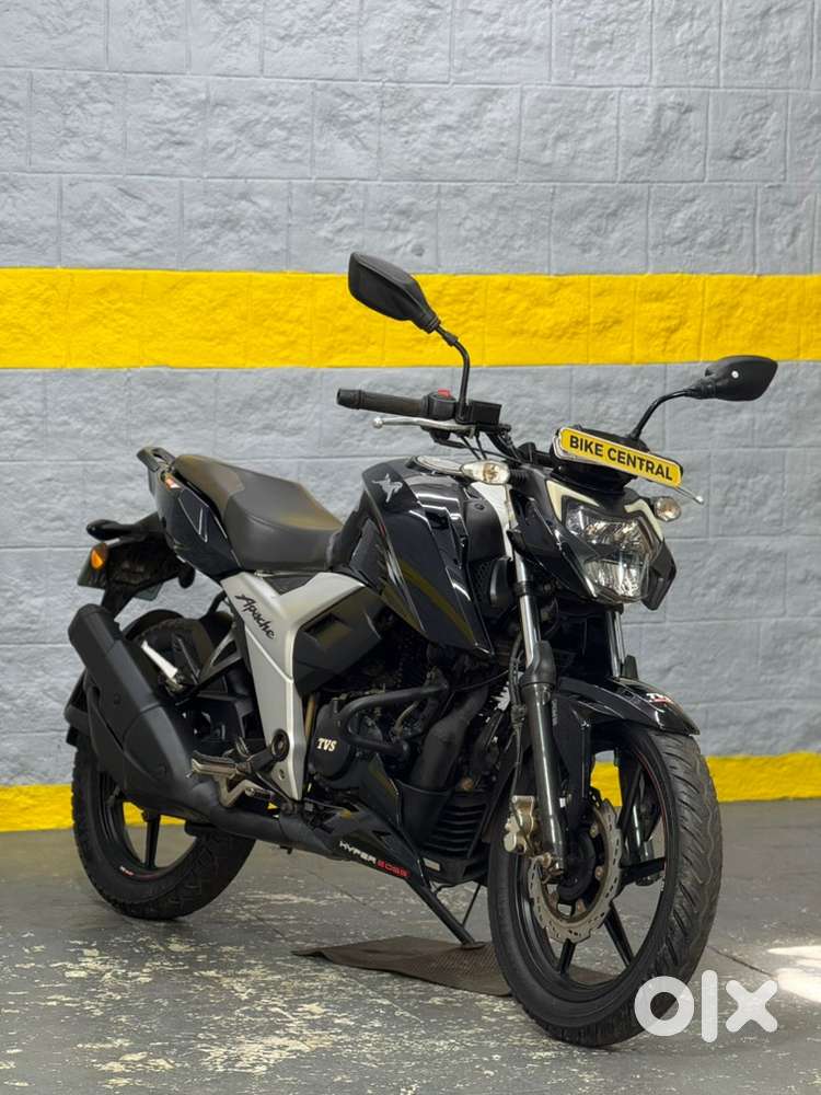 Tvs Apachee Rtr 160 4v Hd Photo TVS APACHE RTR 160 4V (2530 - Main Image