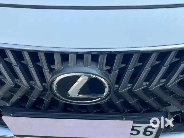 Lexus Es, 2023, Petrol