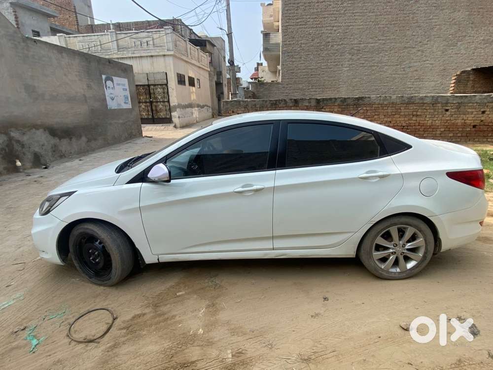 Hyundai Verna Petrol 2012 Year Car