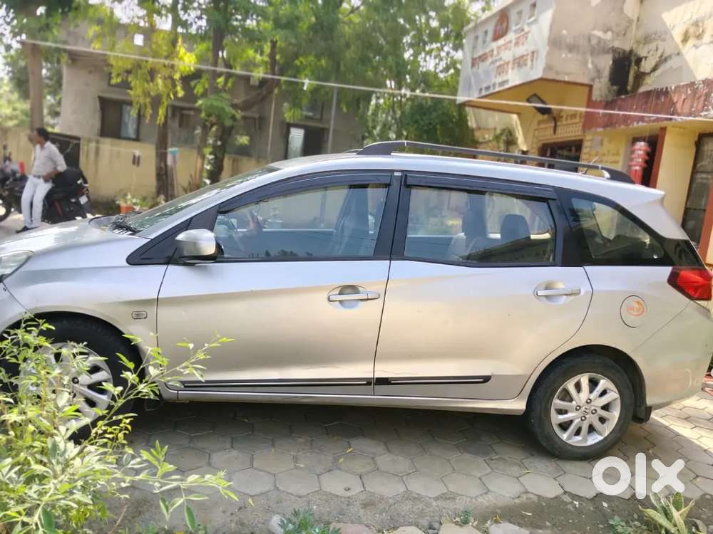 Honda Mobilio 2014 Diesel 200000 Km Driven