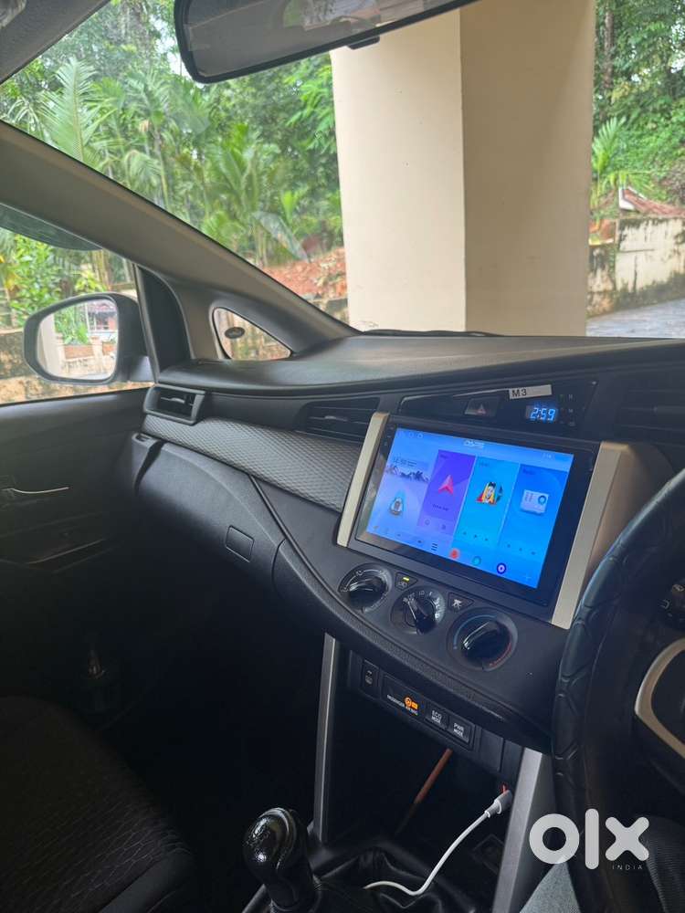 Toyota Innova Crysta 2017