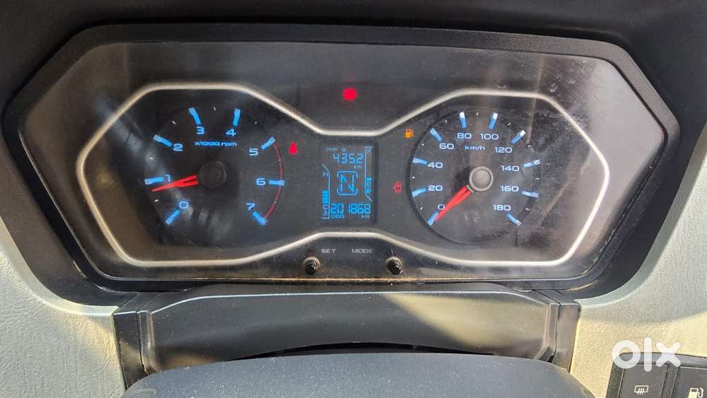 Mahindra Scorpio S10 7 Seater, 2017, Diesel