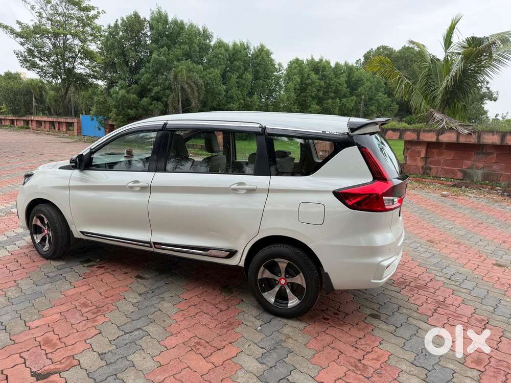 Maruti Suzuki Ertiga Vxi Cng, 2022, Cng & Hybrids