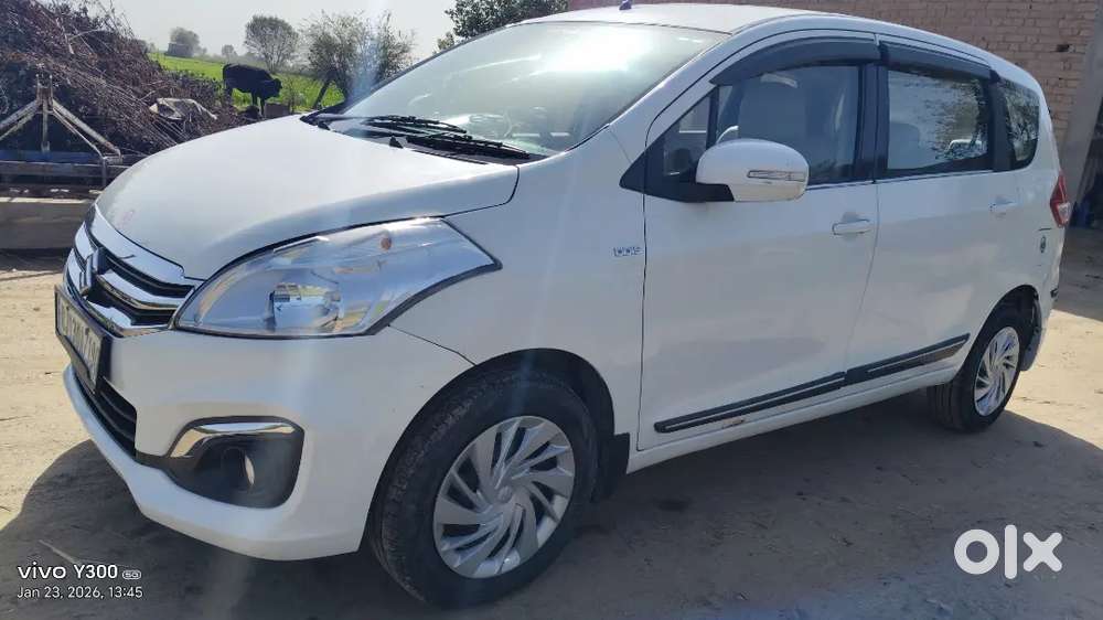 2015 Maruti Suzuki Ertiga डीज़ल मैन्युअल