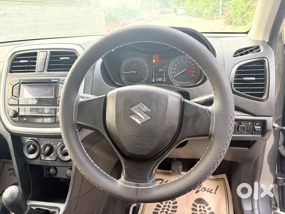 Maruti Suzuki Brezza 1.5 Lxi Smart Hybrid, 2022, Petrol