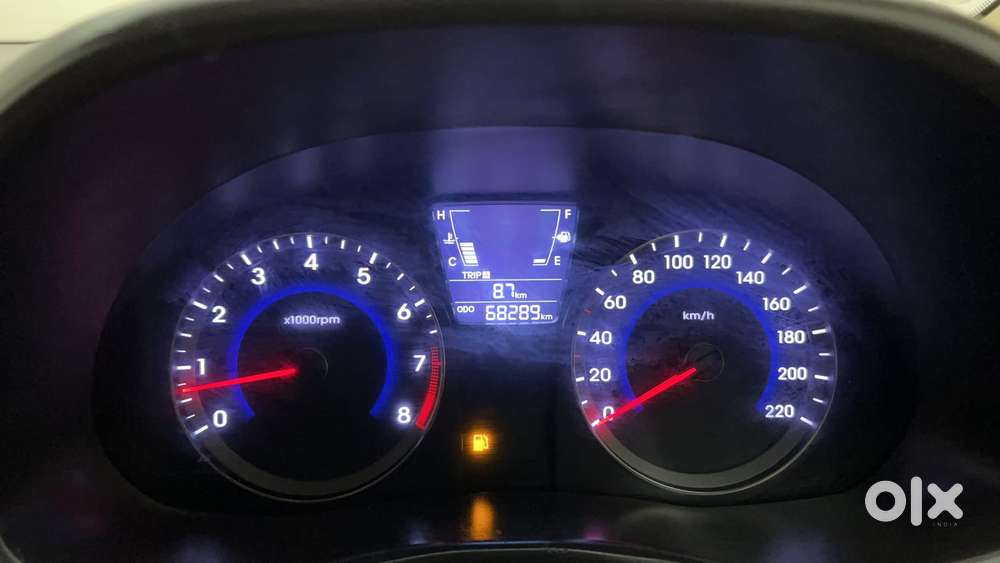 Hyundai Verna 1.6 Vtvt Sx, 2016, Petrol