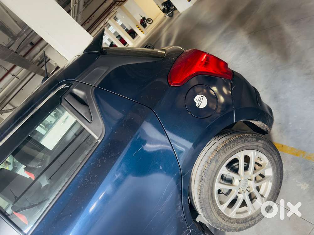 Maruti Suzuki Swift 2023 Petrol 65000 Km Driven