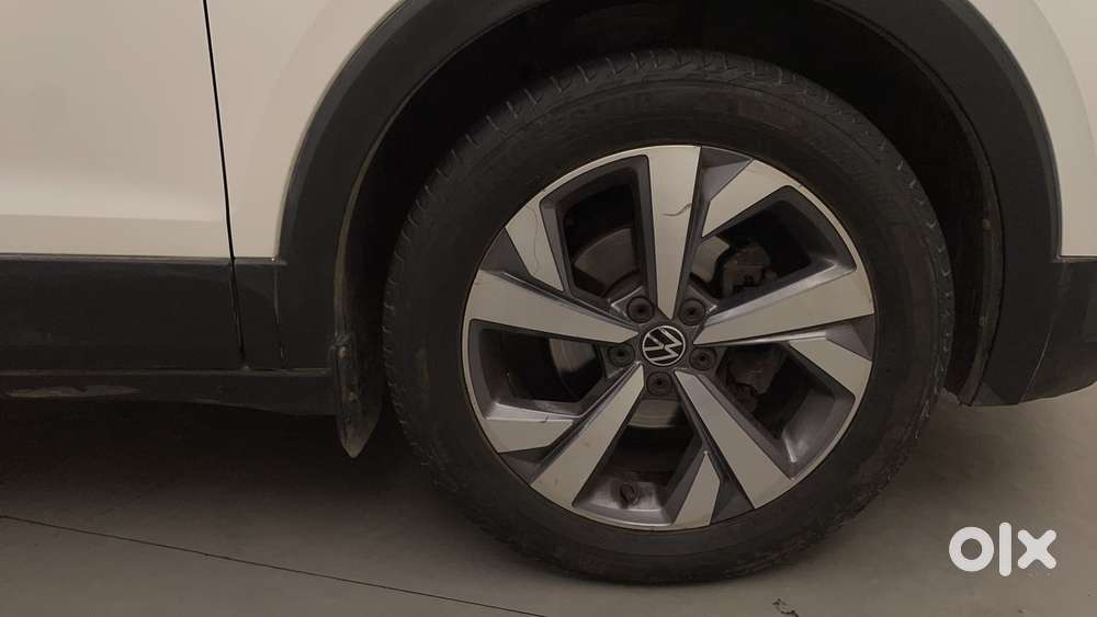 Volkswagen Taigun Topline 1.0 Tsi At (electric Seats), 2022, Petrol