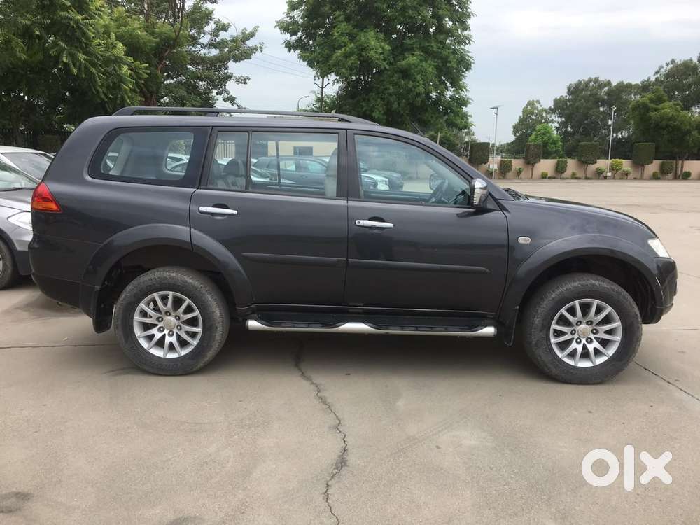 Mitsubishi Pajero Sport 2012