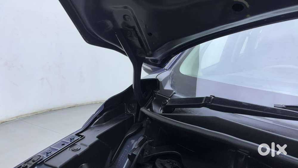 Maruti Suzuki Xl6 1.5 Zeta Mt, 2023, Petrol