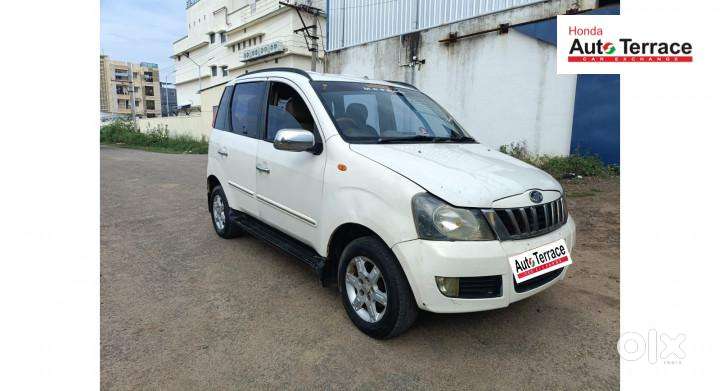 Mahindra Quanto C8, 2013, Diesel