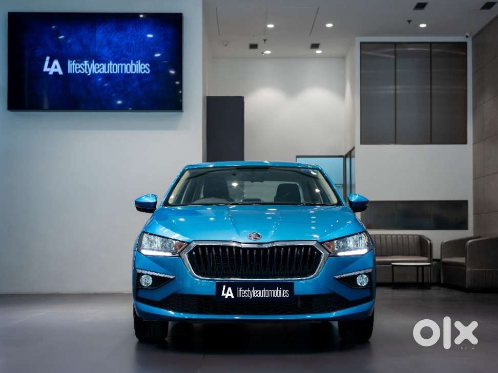 Skoda Slavia Ambition 1.0l Tsi At, 2026, Petrol