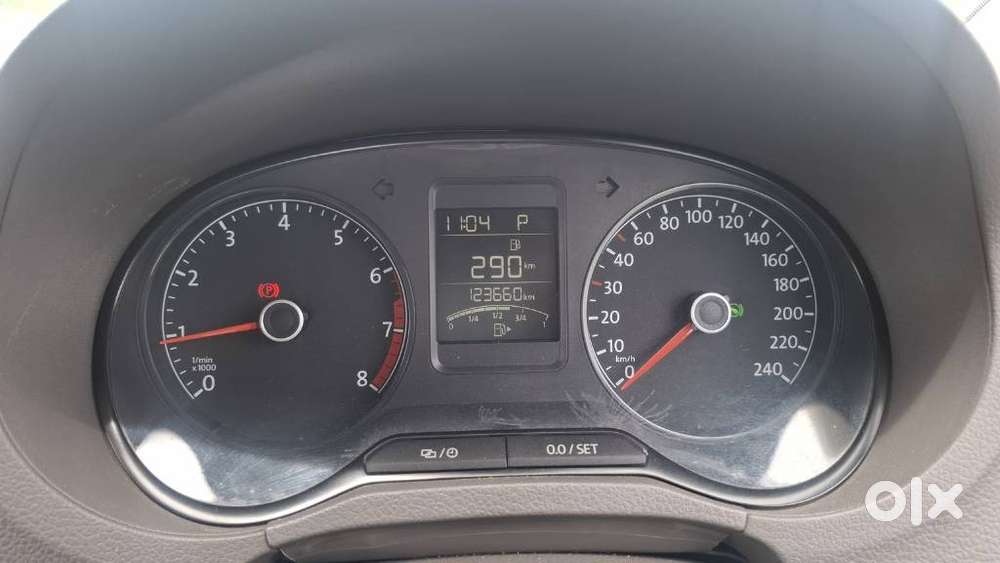 Volkswagen Vento Petrol Highline At, 2018, Petrol