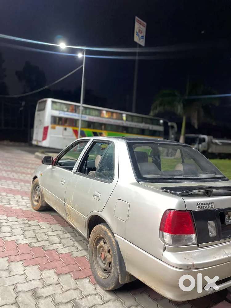 Maruti Suzuki Esteem 2003