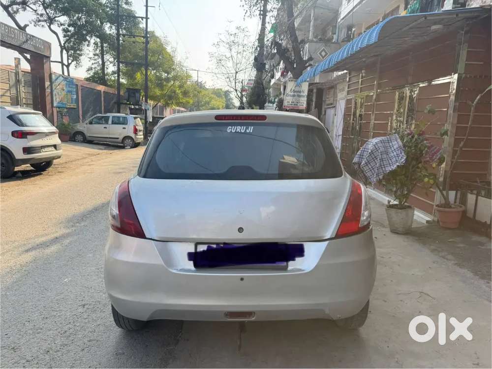 Maruti Suzuki Swift 2013 Cng & Hybrids Well Maintained