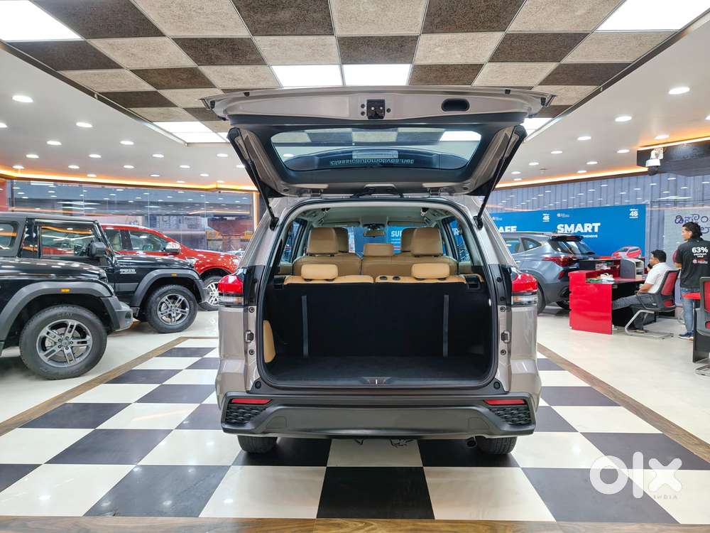 Toyota Innova Hycross 2.0 Vx Hybrid 8 Str, 2024, Electric