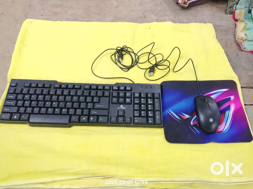 Keyboard and mouse + pat