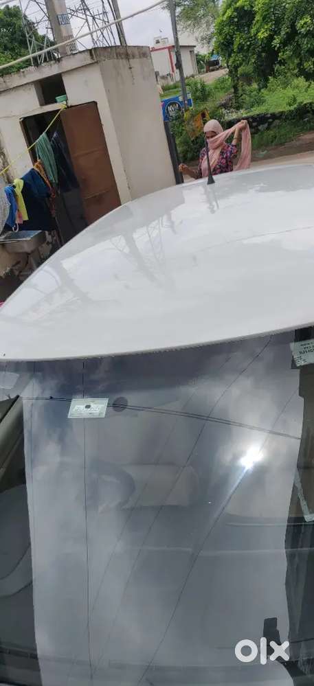 Well Maintained Single Hand Dreven