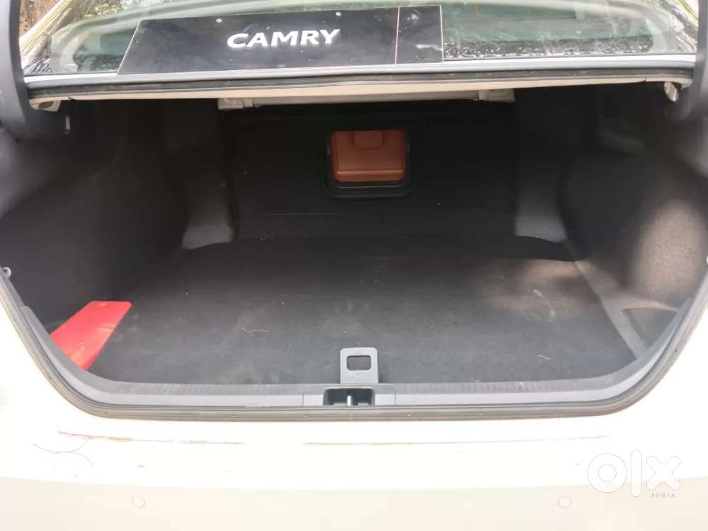 Toyota Camry, 2025, Petrol