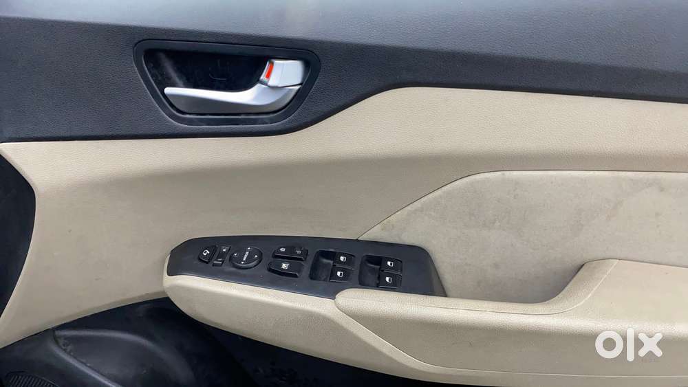 Hyundai Verna 1.6 Vtvt Sx, 2018, Petrol