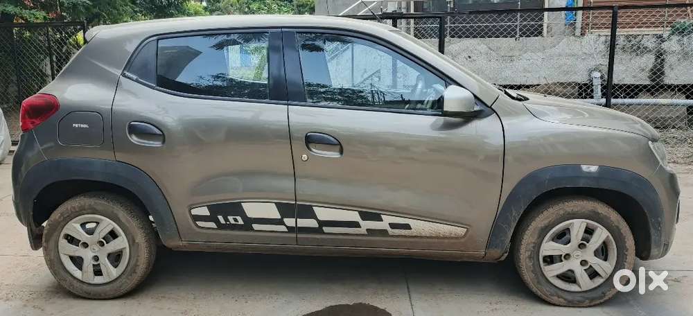 Super Clean Kwid Rxt 1.0 Auto 2017 For Sale!