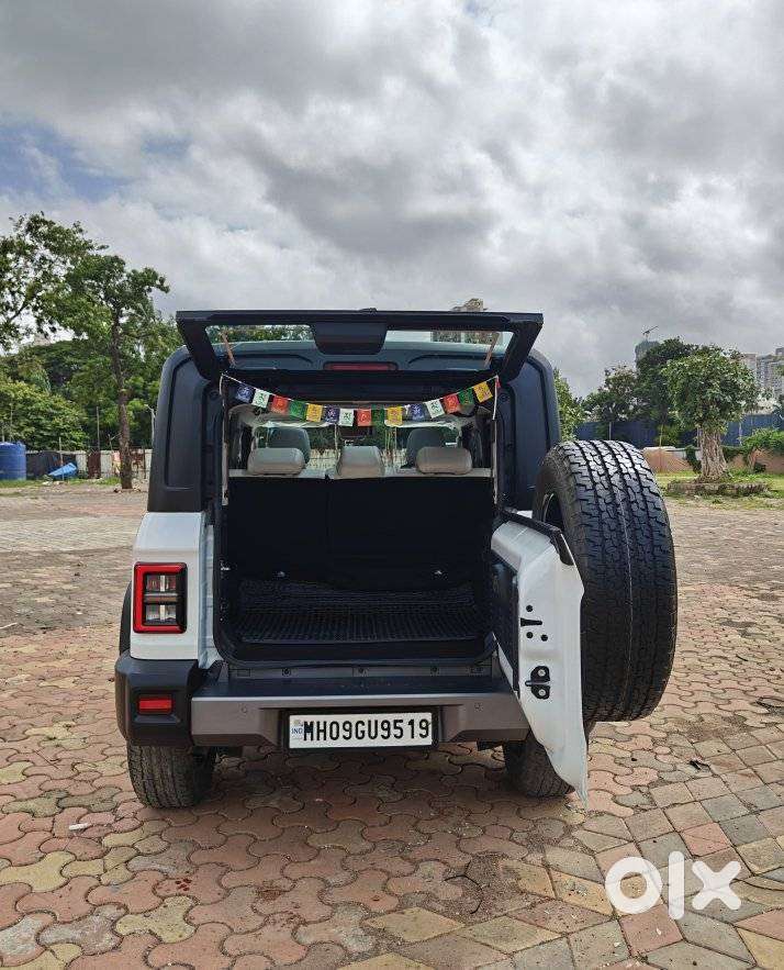 Mahindra Thar Roxx Ax7l Rwd At, 2025, Petrol